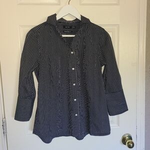 Nautica navy striped button down size M